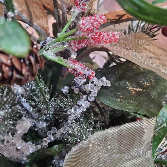 Christmas Tree, Handmade, Christmas Floral! - Picture 8 of 8